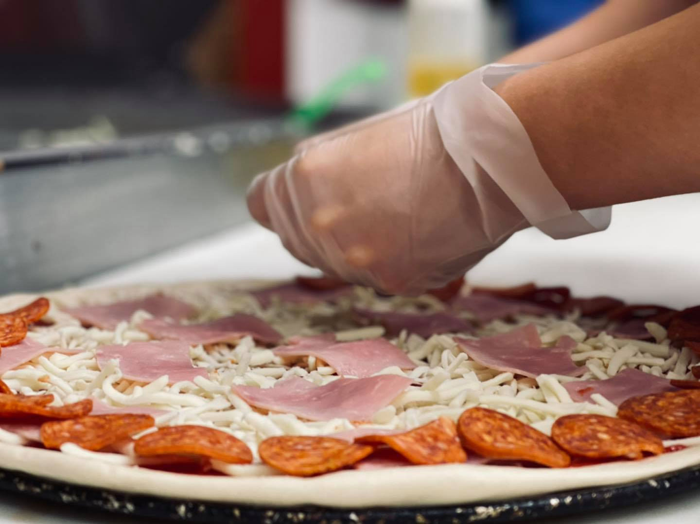 Creno's Pizza Company Newark - Deo Dr