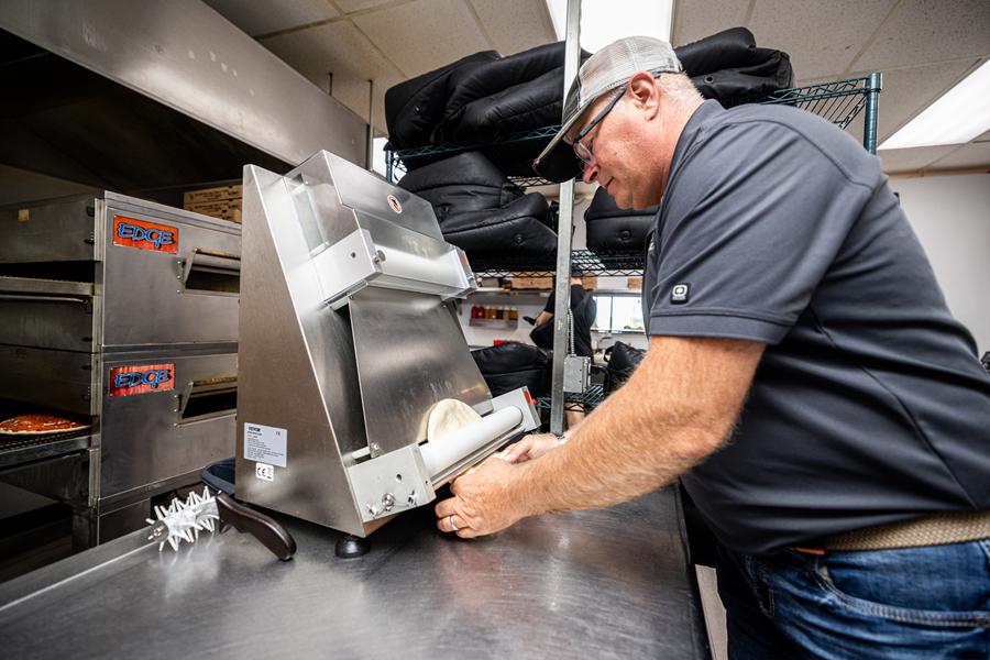 Crenos Pizza Company Image Gallery