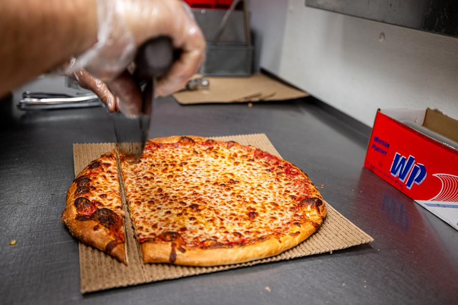 Crenos Pizza Company Image Gallery