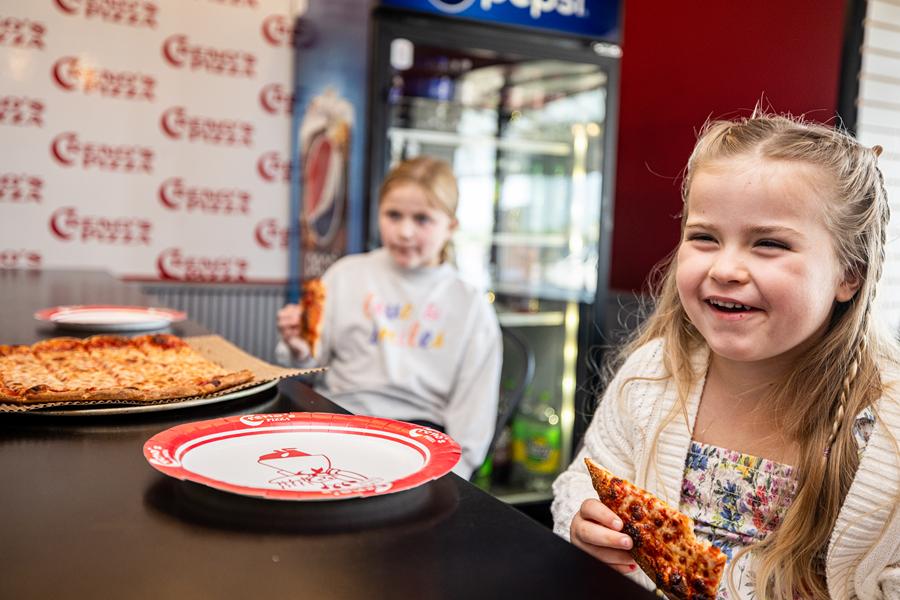 Crenos Pizza Company Image Gallery