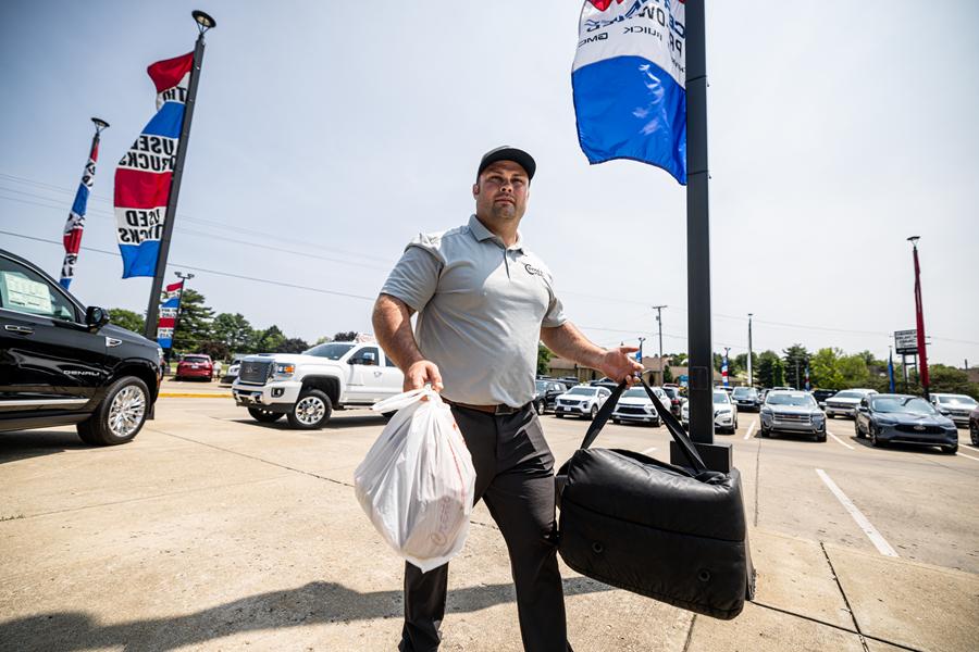 Crenos Pizza Company Image Gallery